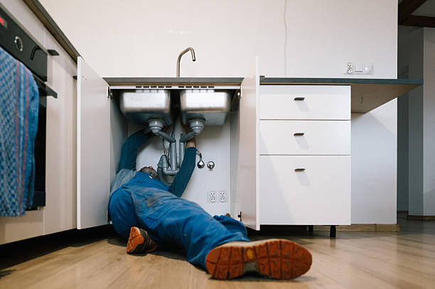 Professional Leak Detection technician working in Milldale, CT
